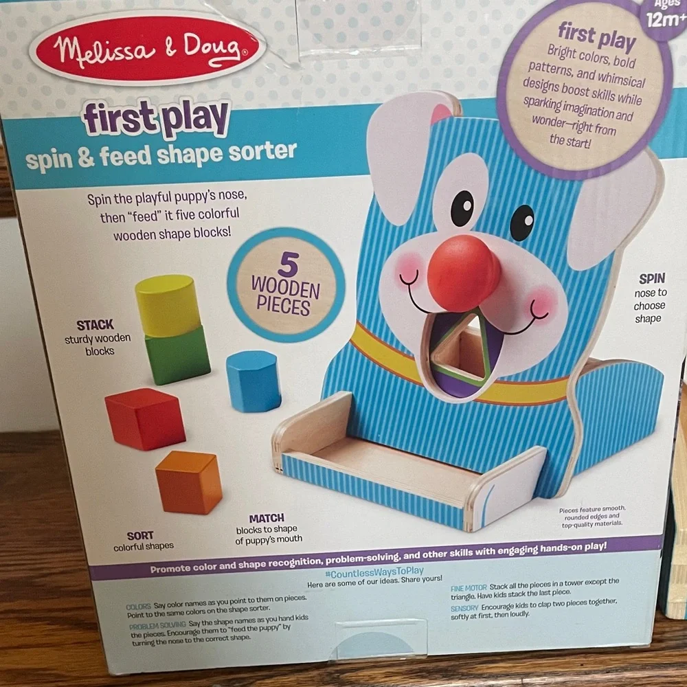 Melissa & Doug Spin & Feed Shape Sorter - Blue and Red - Picture 4 of 4